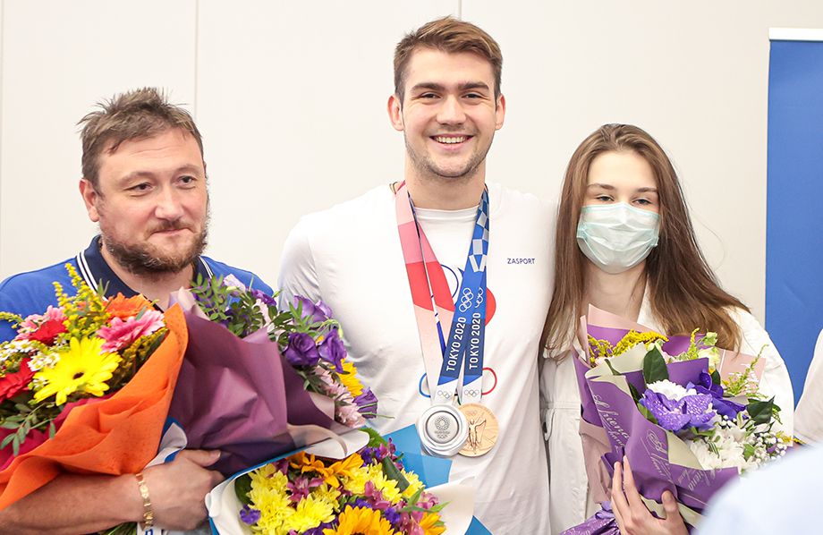 Климент Колесников с семьёй Климент Колесников с семьёй