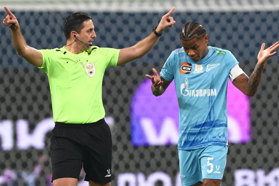 Павел Кукуян (слева)