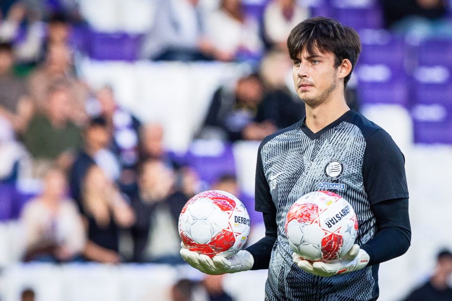 Даниил Худяков