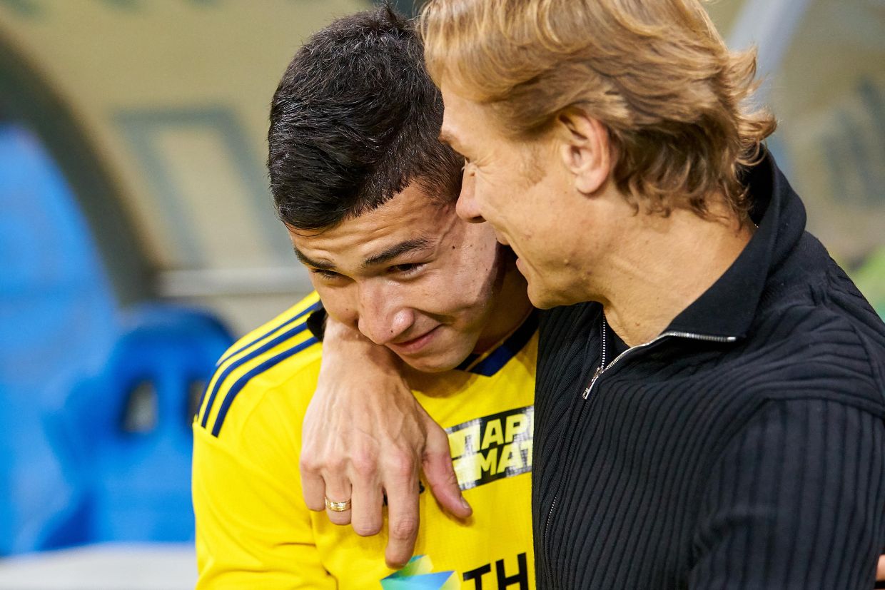 Бактиёр Зайнутдинов и Валерий Карпин во время работы в «Ростове»