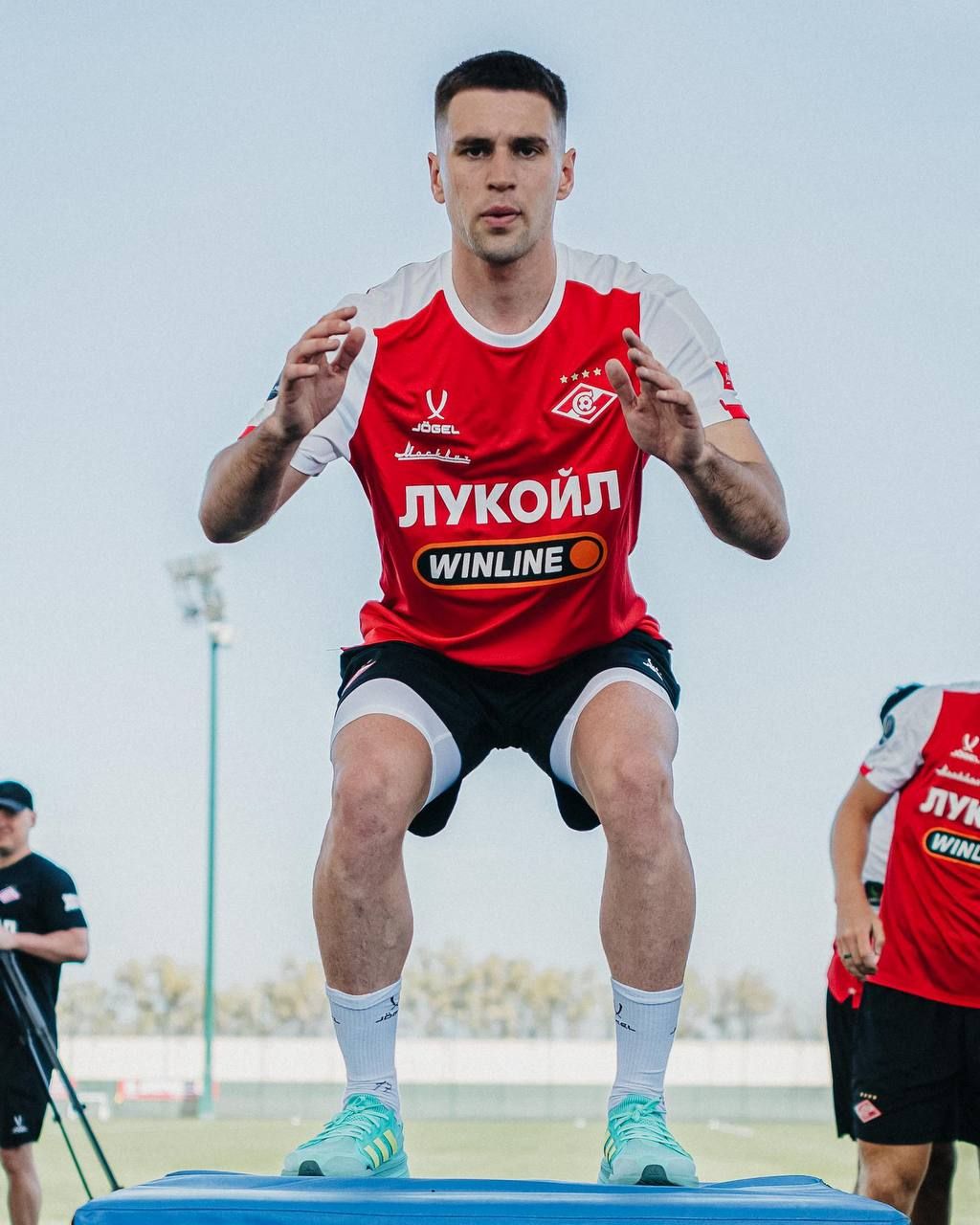 Владислав Саусь