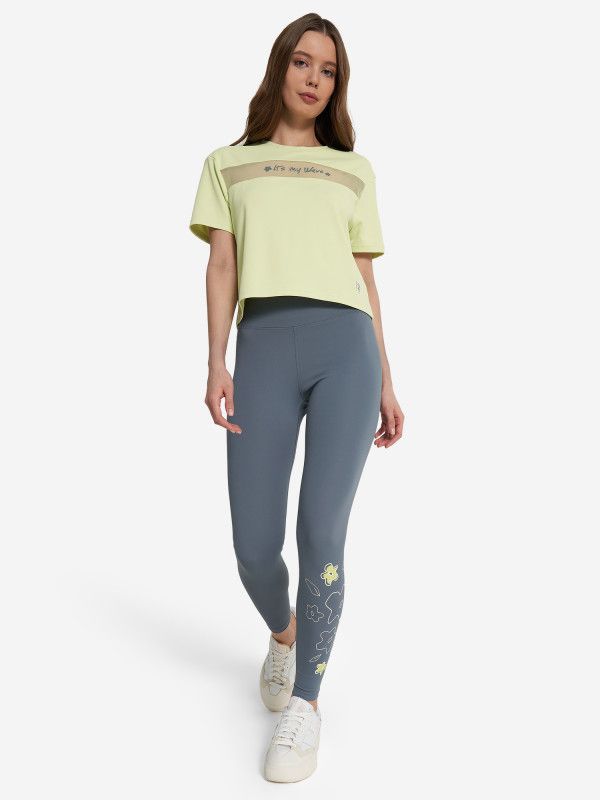 Серый и нежный лайм — это подчёркнуто женственно / Protest