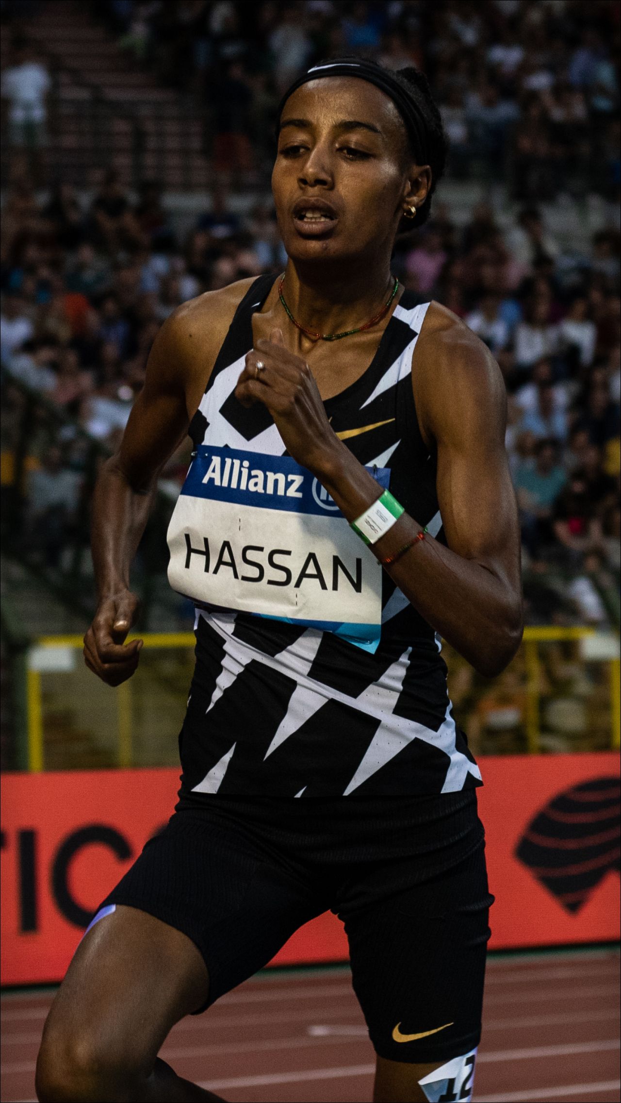 Сифан Хассан, 1500 м, 5000 м и 10 000 м