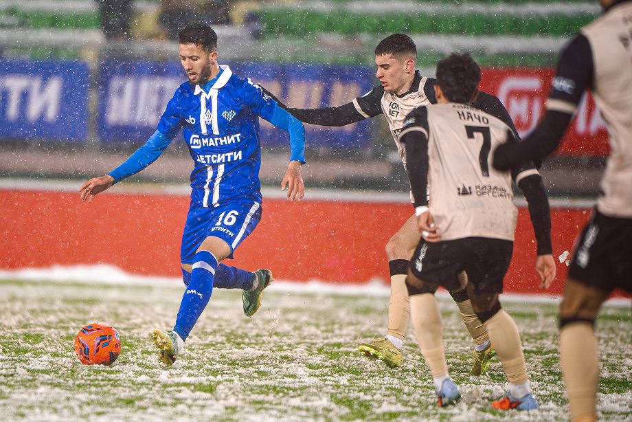 Хуссем Мрезиг (слева)