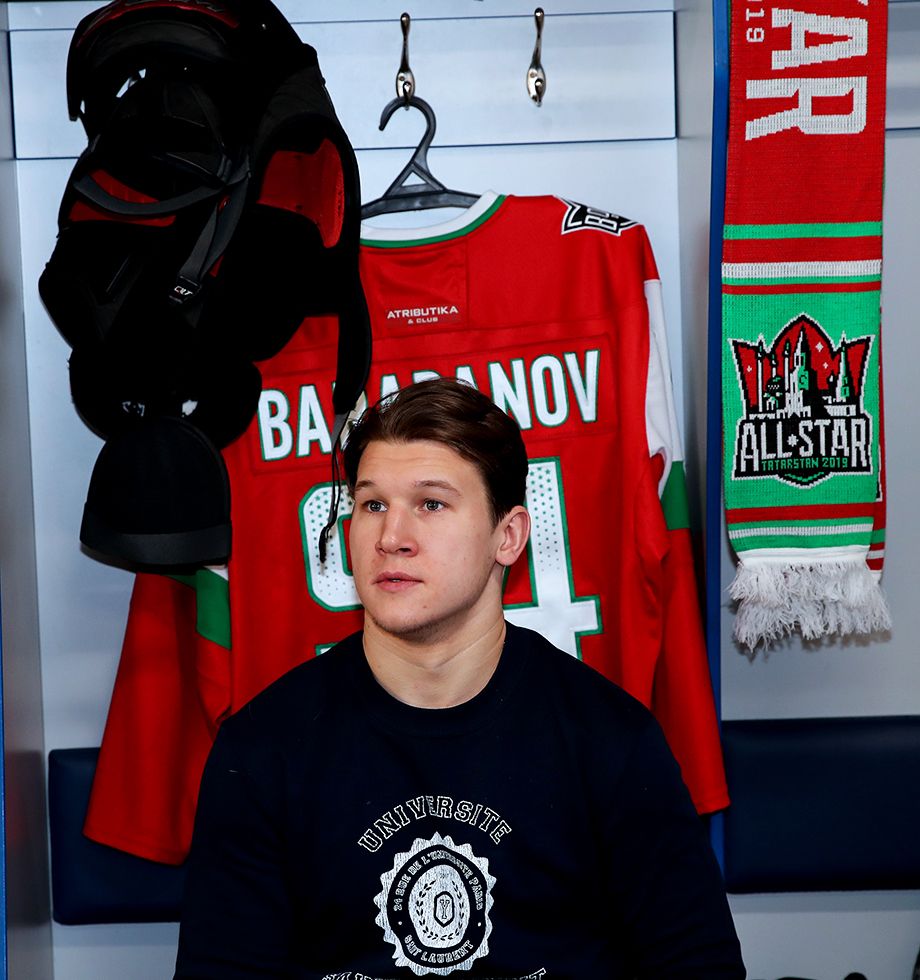 Как Александр Барабанов играет в НХЛ, видео гола Александра Барабанова, у Барабанова причёска, как у Ягра