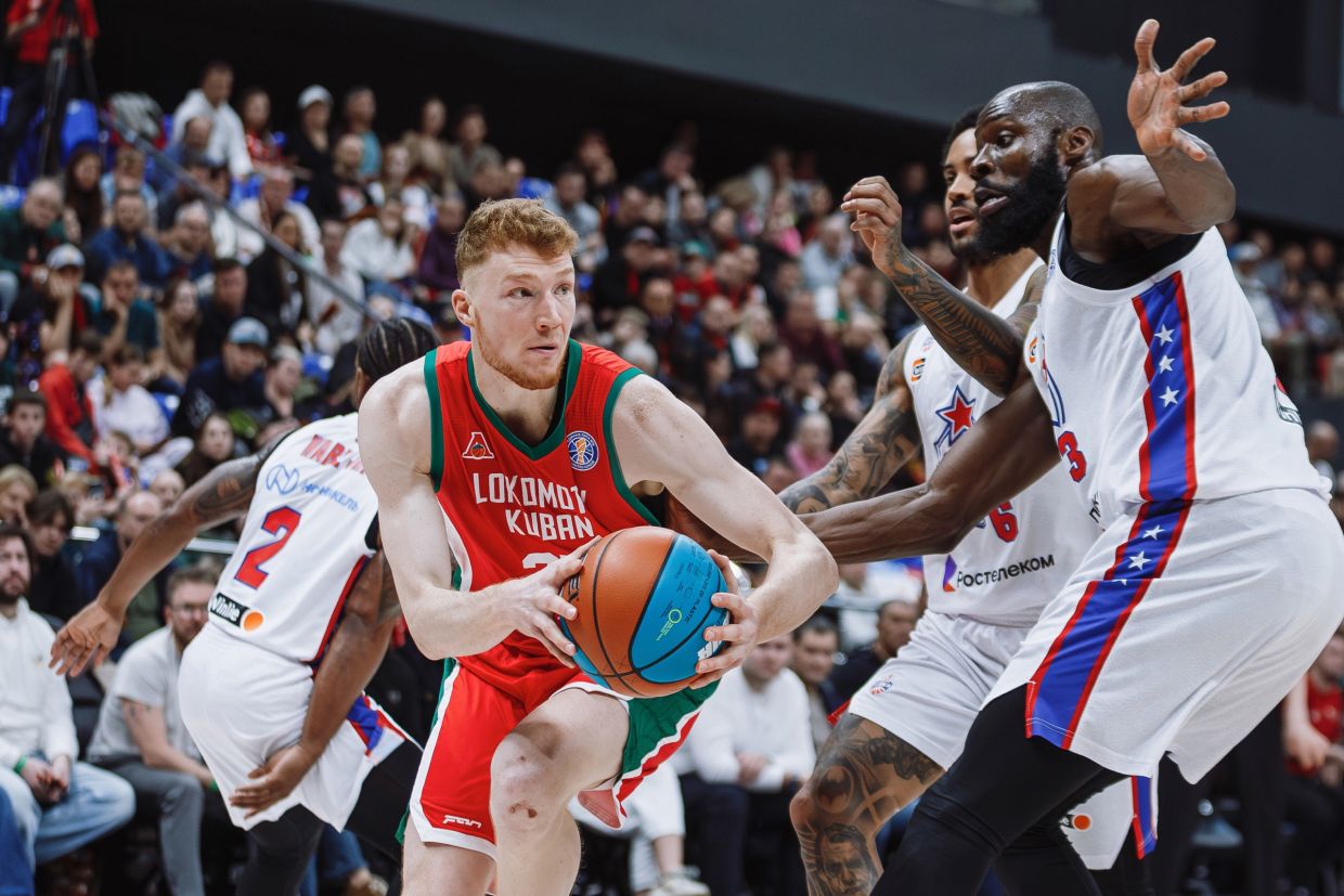 Владислав Емченко