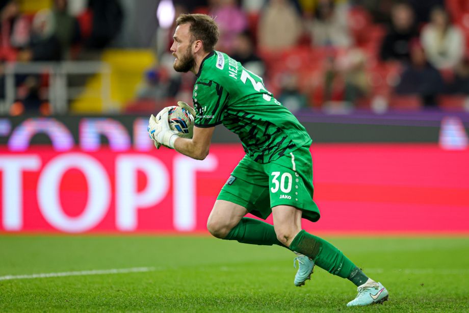 Никита Медведев