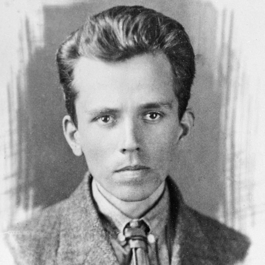 Николай Островский