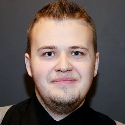 Дмитрий Шахов