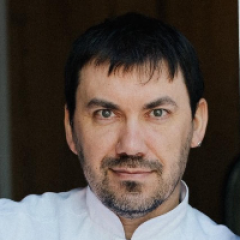 Константин Попов