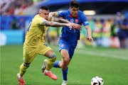 Словакия классно играла почти час. Но Украина перевернула матч на Евро. Видео