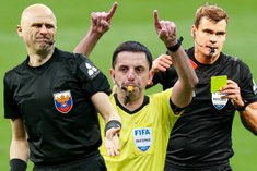 Российским судьям мощно подняли зарплаты!