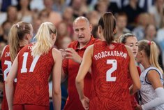 Сборная России против чемпионок мира