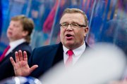 «Заявления Крикунова — базарный разговор». Откровенный Захаркин — о профессии и критике
