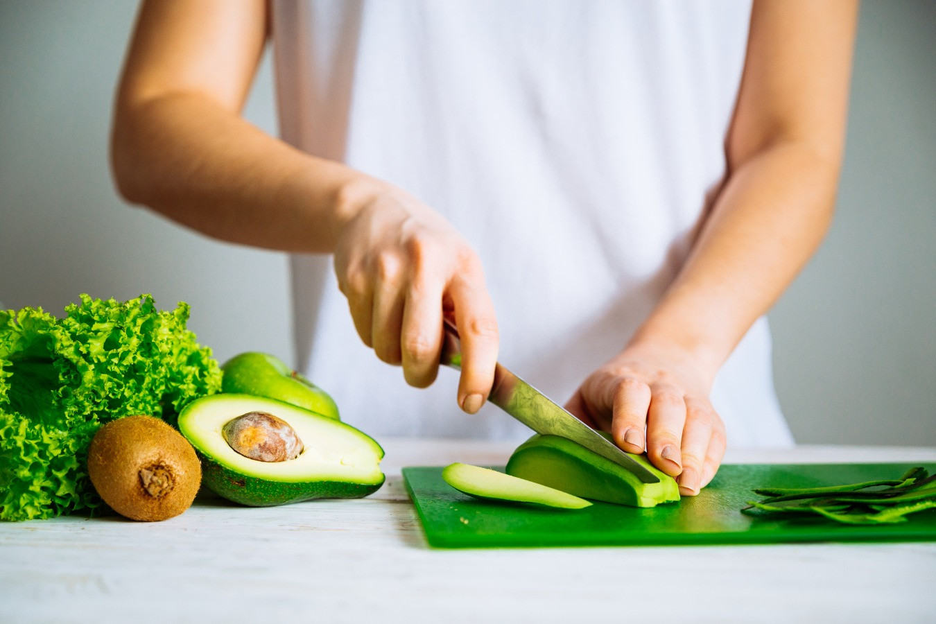 ТОП-6 лучших рецептов блюд из авокадо для освежающего летнего дня