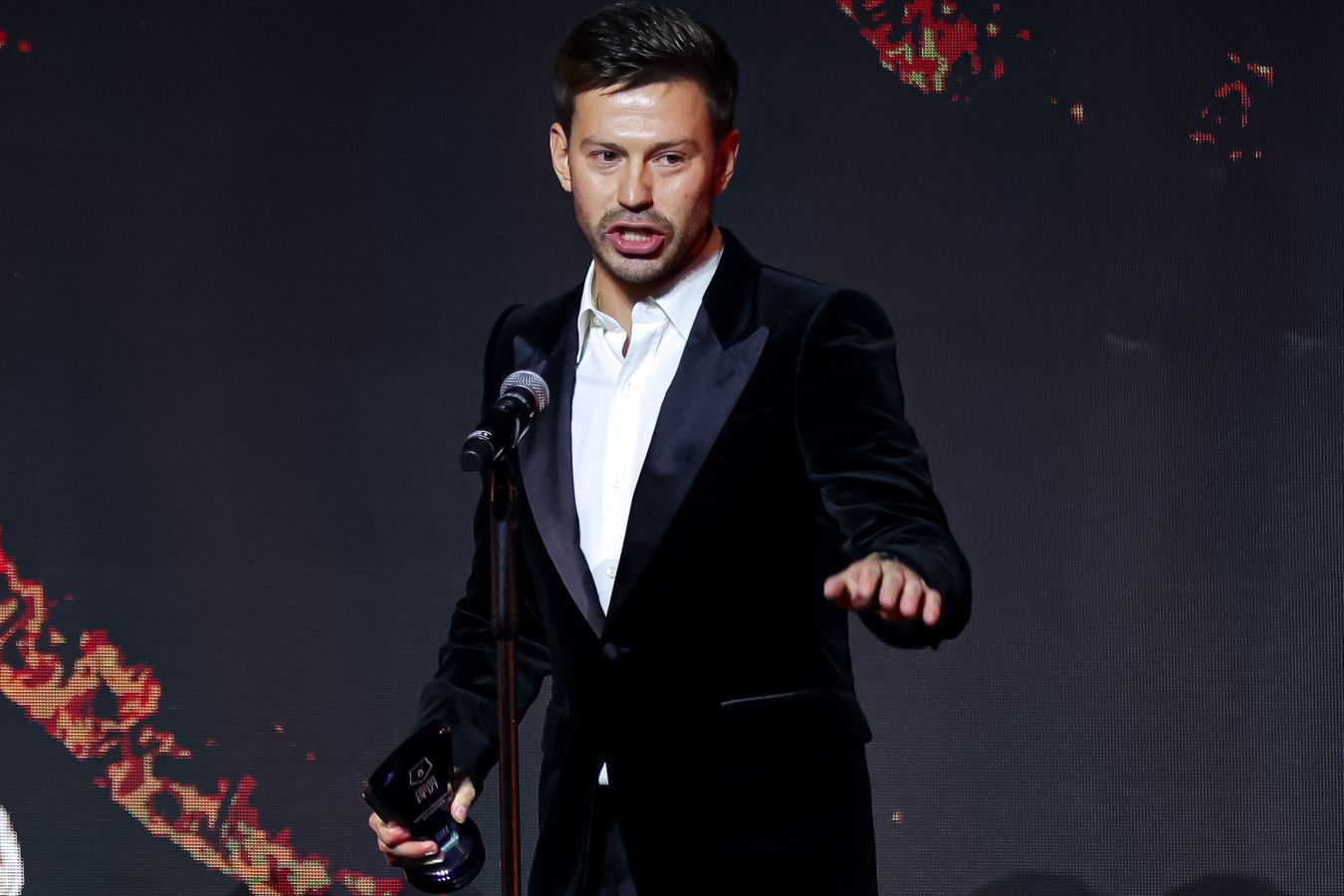 Головин шутит над Сафоновым после победы «Монако»