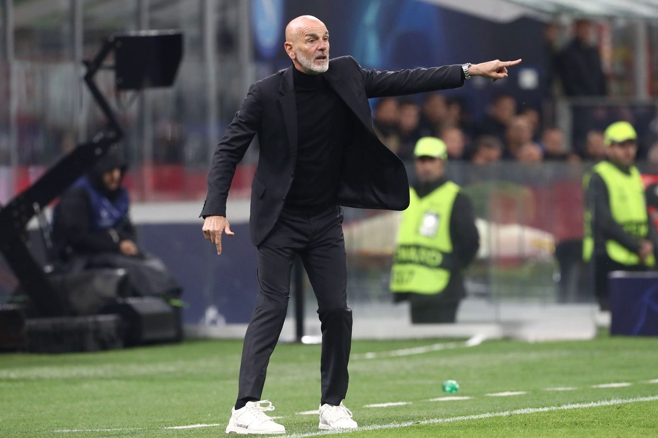 Тренер «Милана» Пиоли высказался о досрочном чемпионстве «Интера»