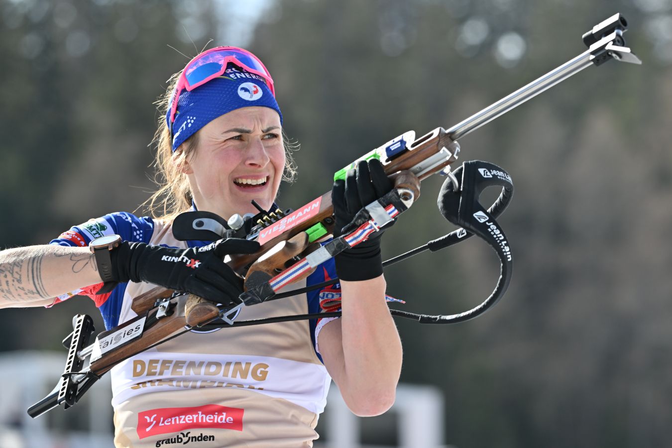 Это задевает в моменте. Жюстин Бреза-Буше  о критике в соцсетях из-за дела Жулии Симон