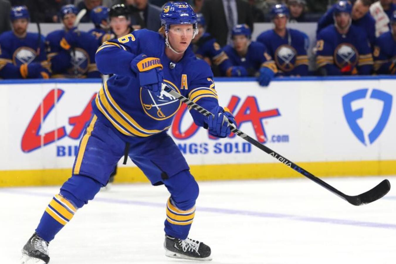 Невеста защитника Баффало Далина потеряла ребёнка из-за своей операции на сердце