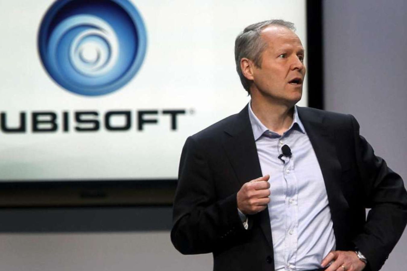 Глава Ubisoft обязал обычных сотрудников спасти компанию