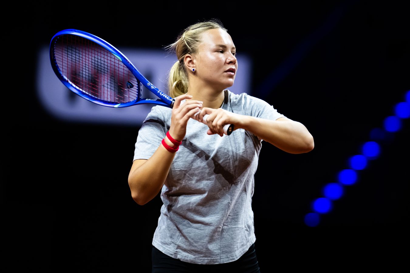 Шнайдер попала на Рыбакину в Штутгарте