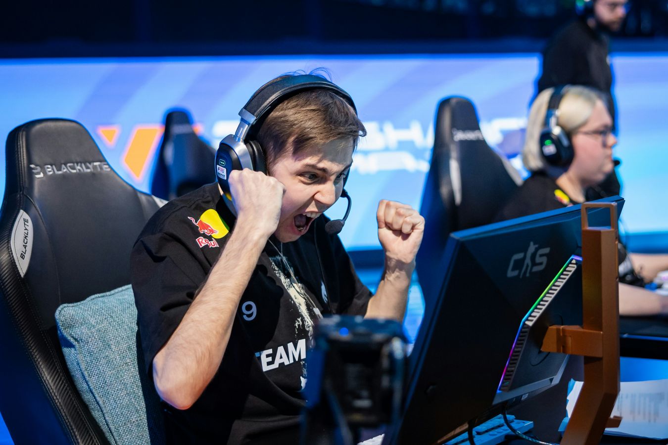 Российская Team Spirit выиграла первую карту финала чемпионата мира по Counter-Strike 2