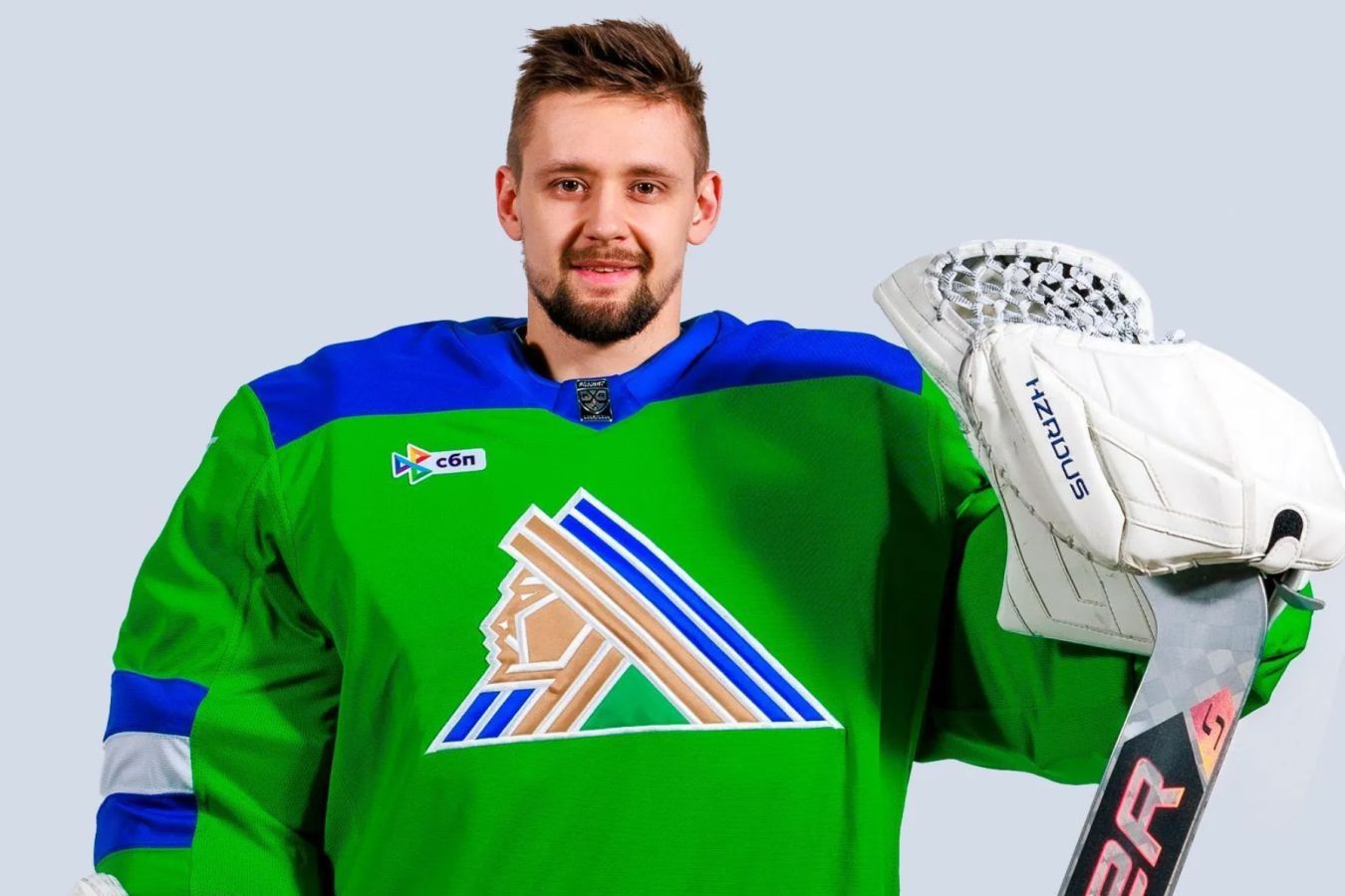 Вратарь Салавата Коновалов: надо играть в свой хоккей, наши болельщики нас поддержат