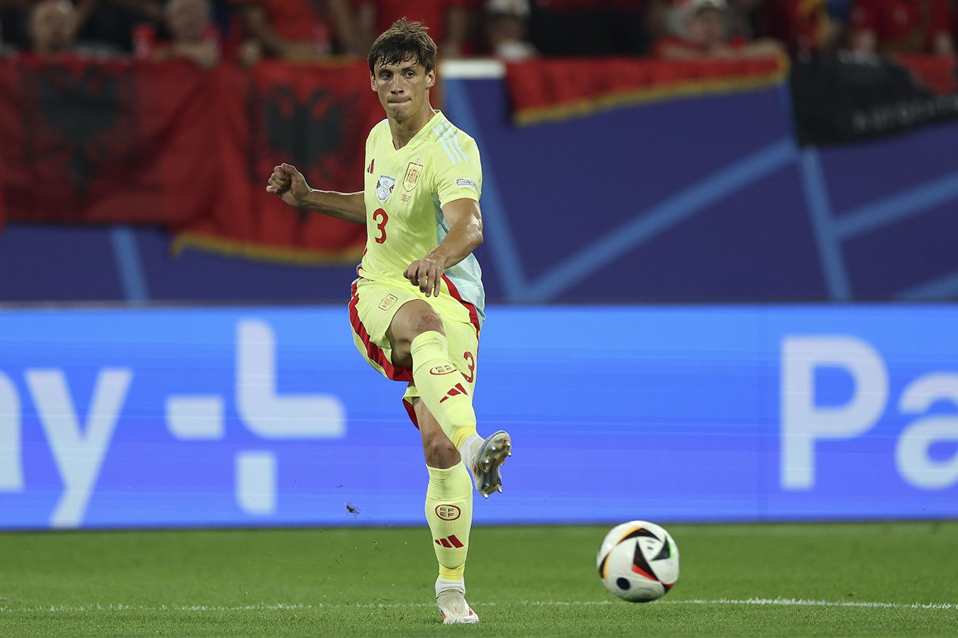 Три игрока сборной Испании пропустят полуфинальный матч Евро-2024 из-за дисквалификаций