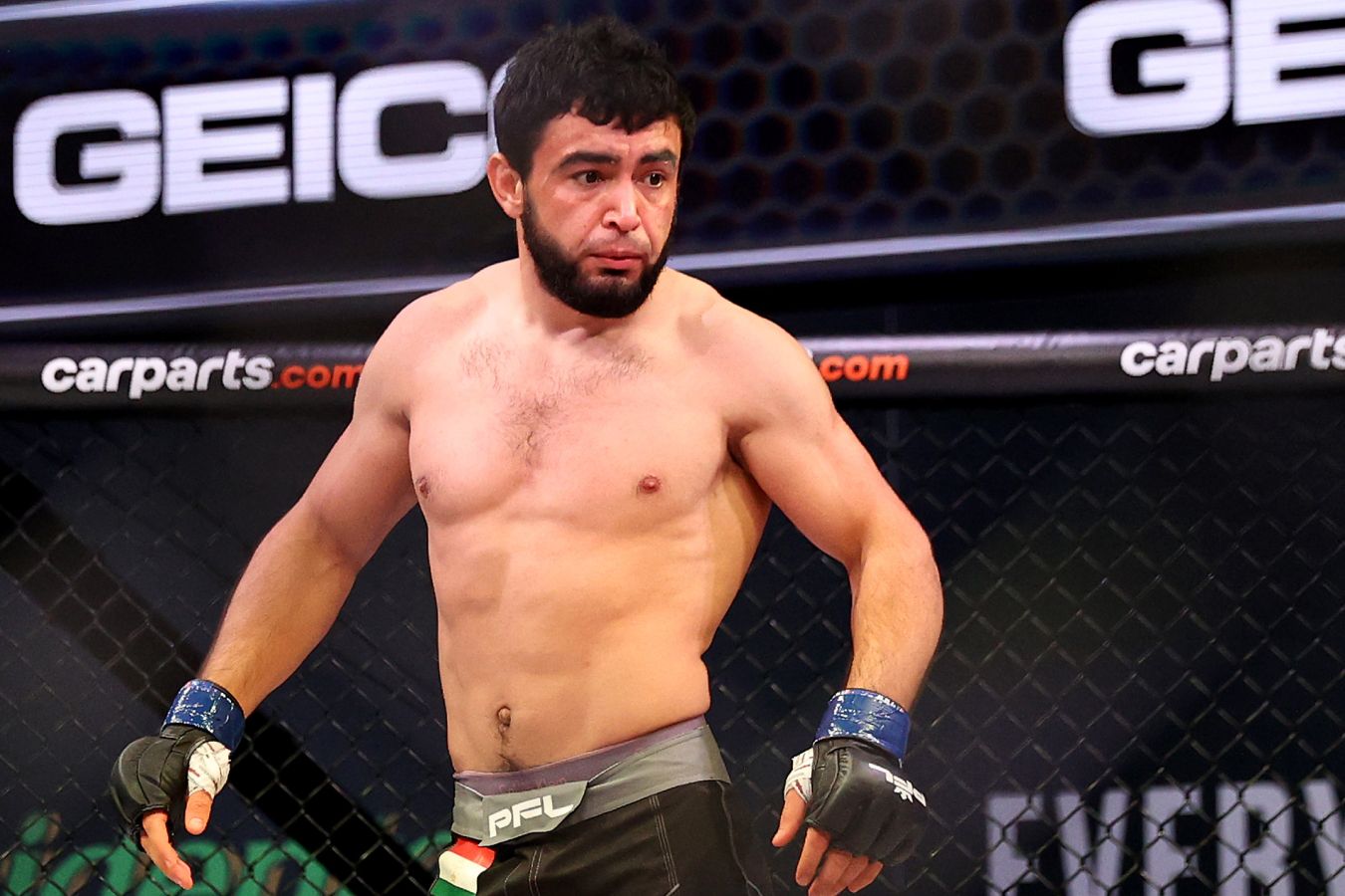 Экс-боец UFC Раджабов подписал контракт с АСА