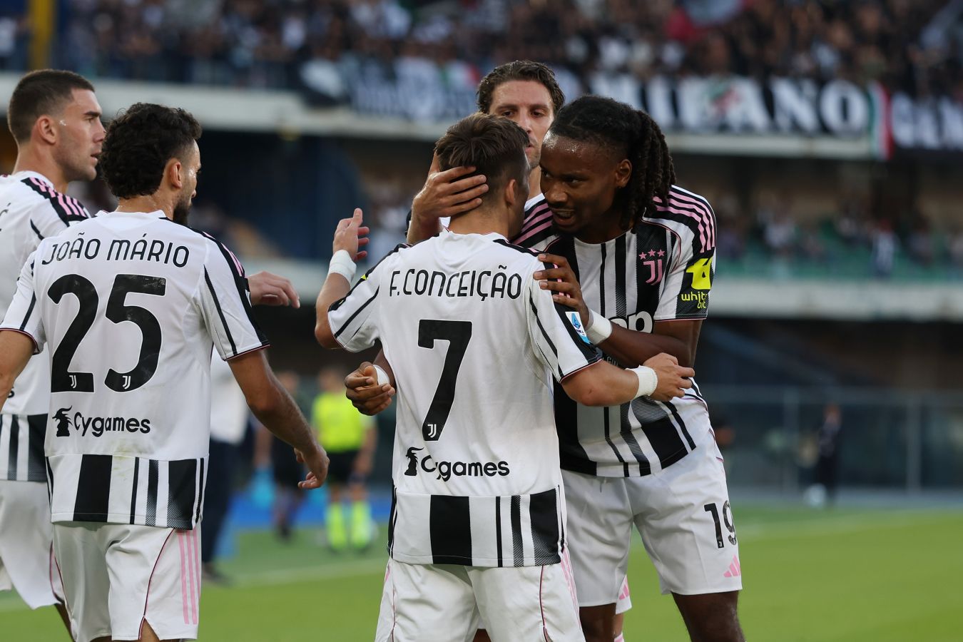 Ювентус разгромил Сассуоло в матче 19-го тура Серии А