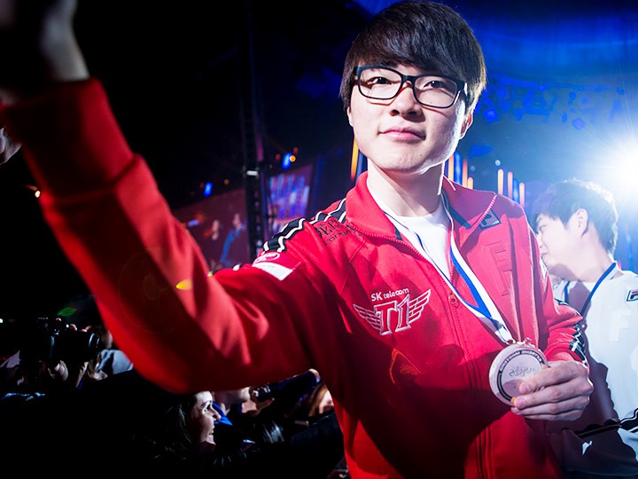 Самые богатые игроки в League of Legends от Riot Games Самые богатые игроки в League of Legends от Riot Games