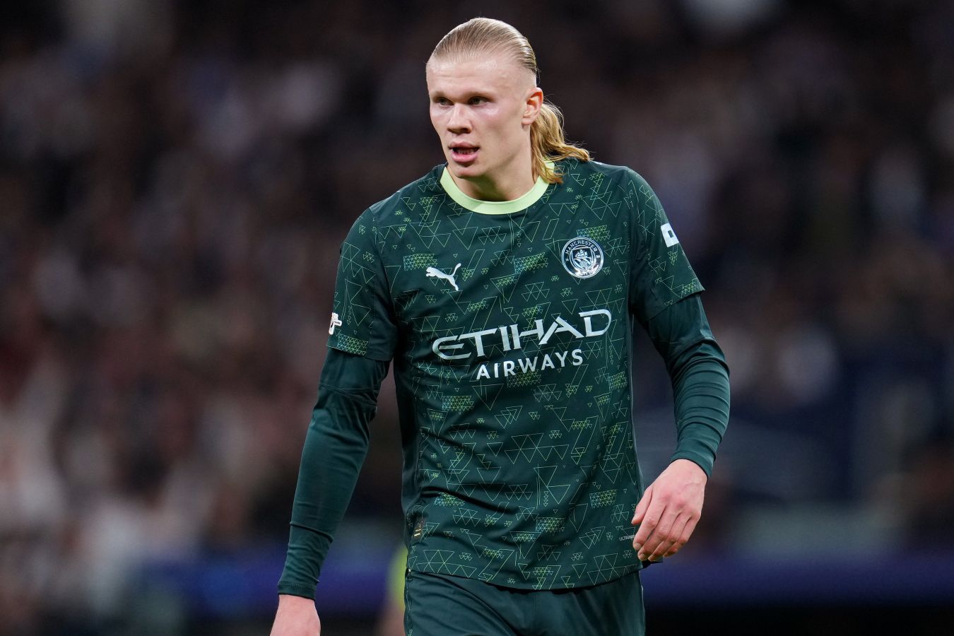 Goal: Холанд  лучший игрок АПЛ прямо сейчас, Райс  второй, Фернандеш  третий