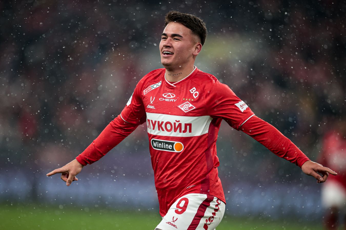 Манфред Угальде: работаю изо дня в день, чтобы попасть в АПЛ, это лучшая лига мира