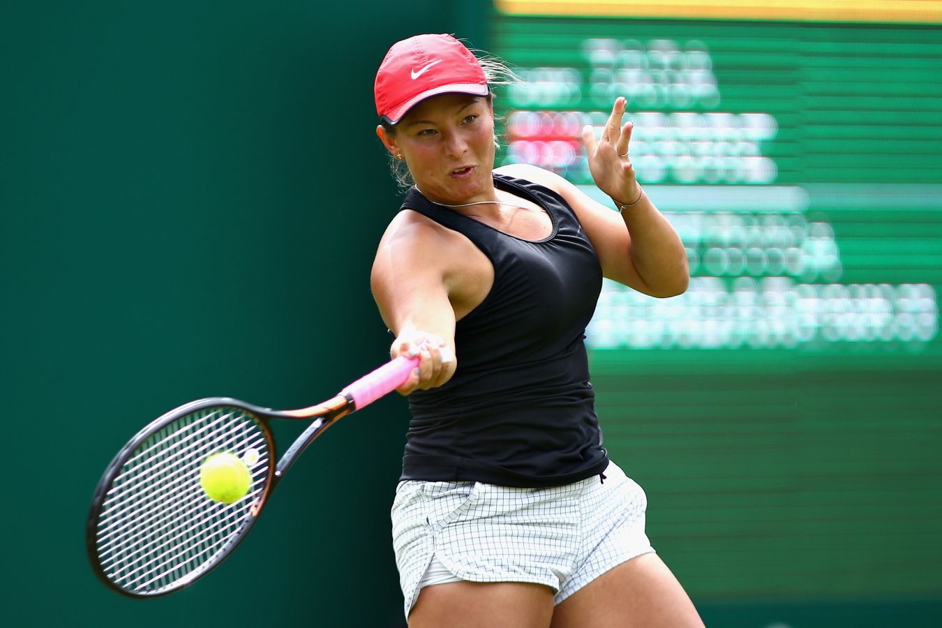 Теннисистка требует у WTA $ 20 млн после бана