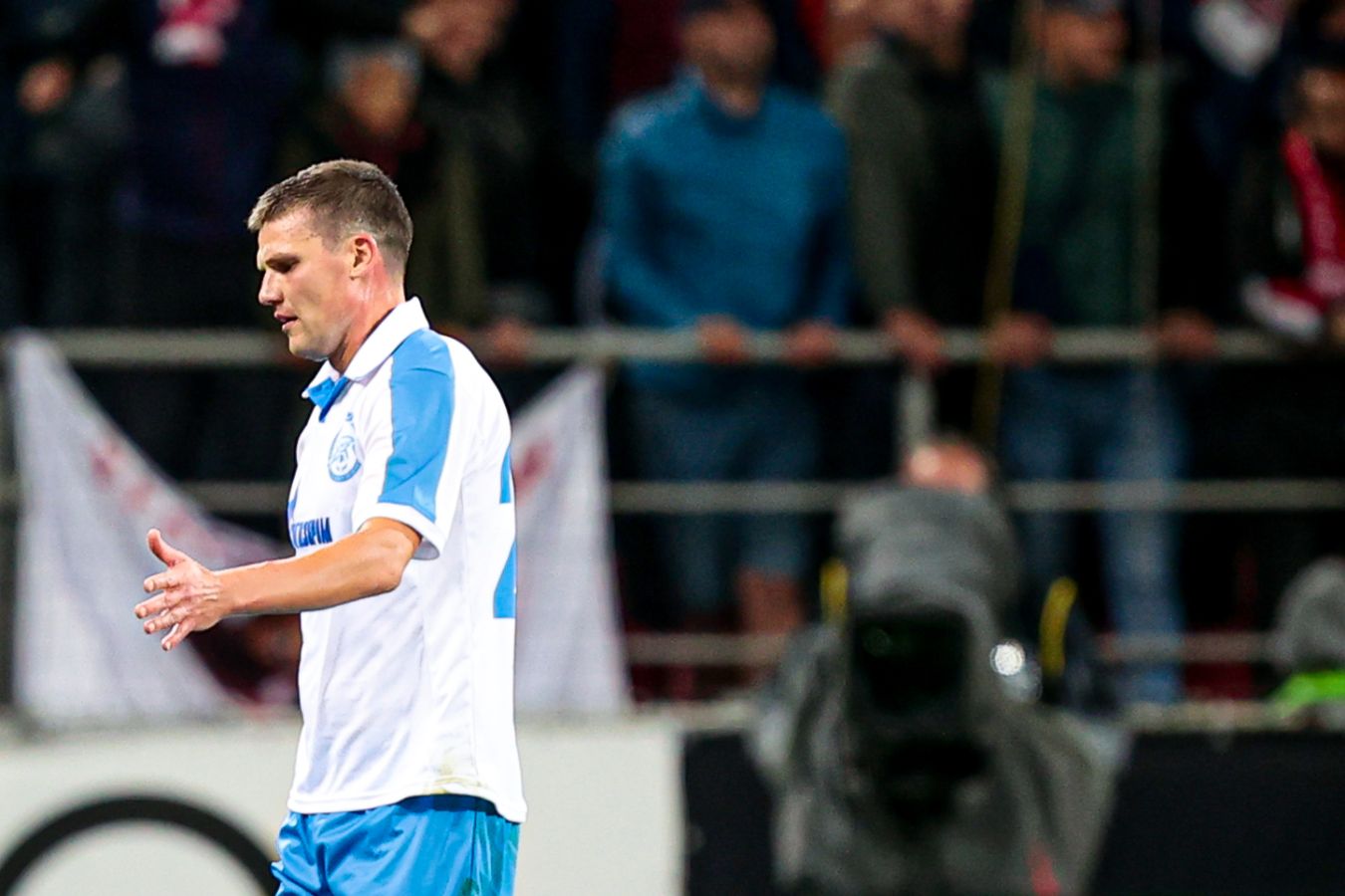 Один из лучших, кого я тренировал. Я его, кстати, не люблю. Черчесов  об Игоре Денисове