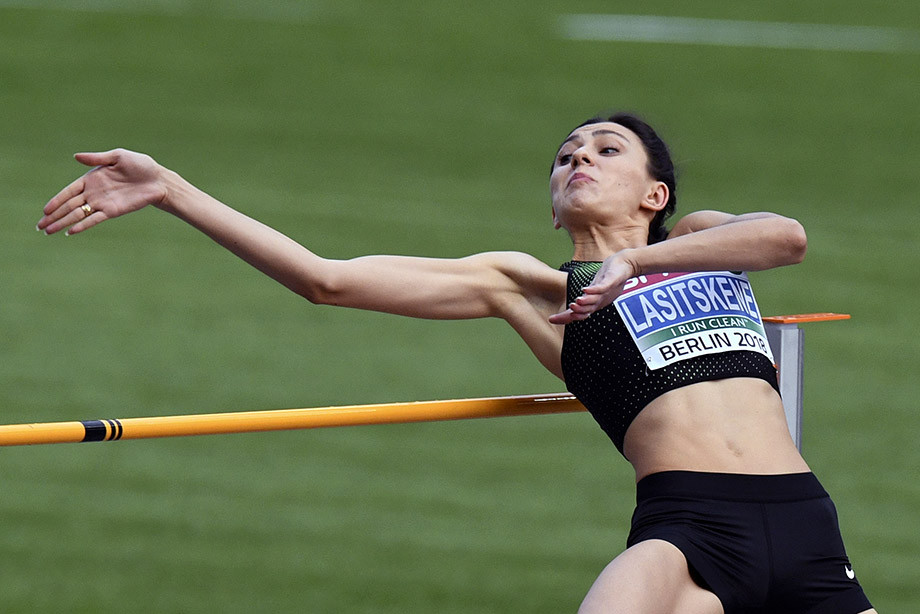 Самая титулованная спортсменка в мире женского пола. Ласицкене Максим. Высота легкая атлетика Ласицкене. Ласицкене прыжки в высоту Военная?. 21 Летняя чемпионка России по лёгкой атлетике.