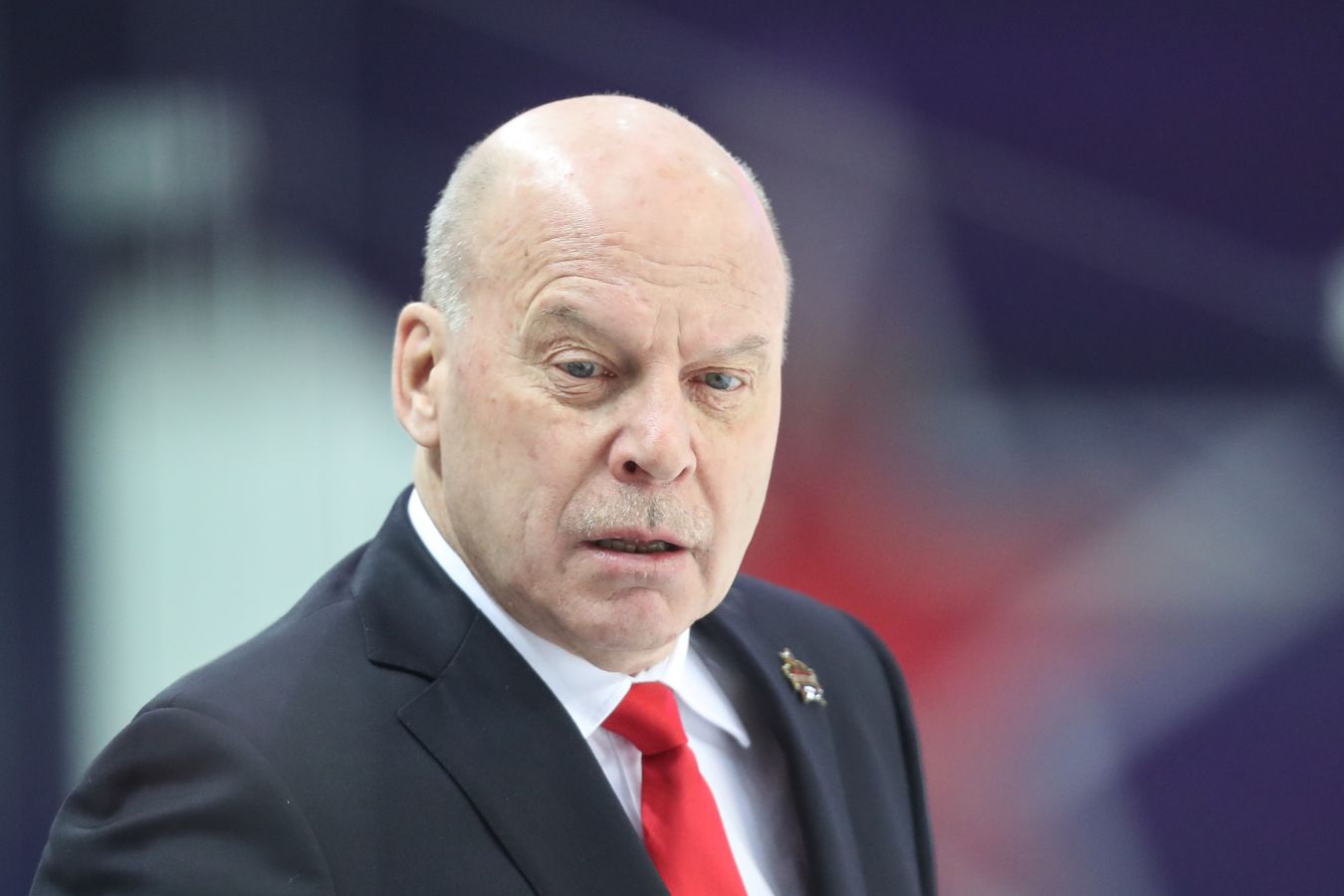 Тренер сборной мира КХЛ Кинэн заявил, что с «Россией 25» нужно было играть в конце турнира