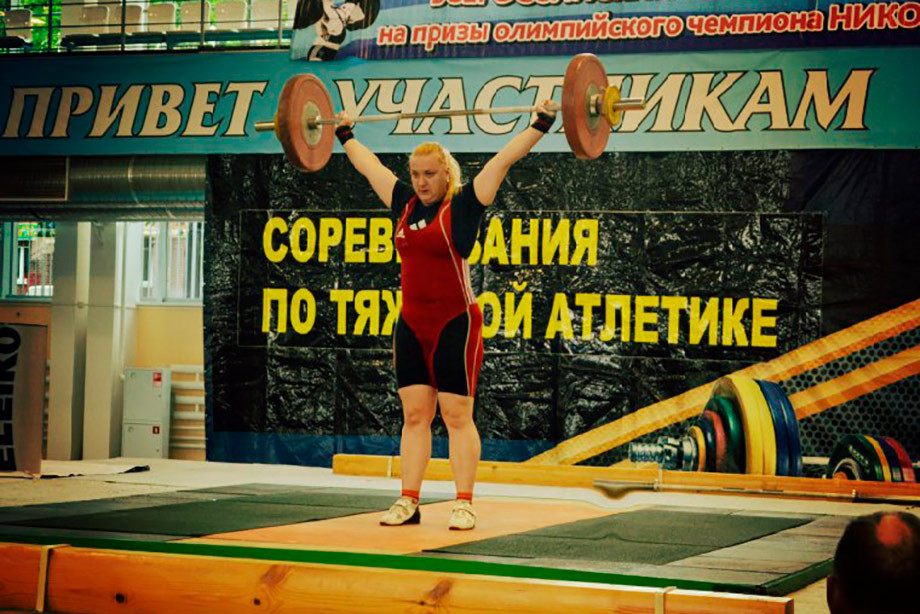 Российскую штангистку в день рождения дисквалифицировали на 4 года за допинг