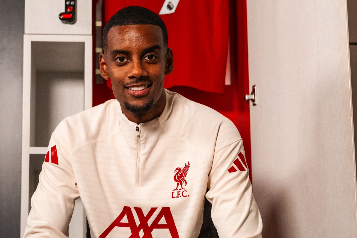 У него не было предсезонной подготовки. Главный тренер сборной Швеции  об Исаке