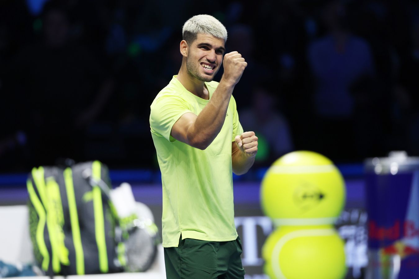 Алькарас — в полуфинале Итогового. Карлос снова закончит сезон первой ракеткой мира