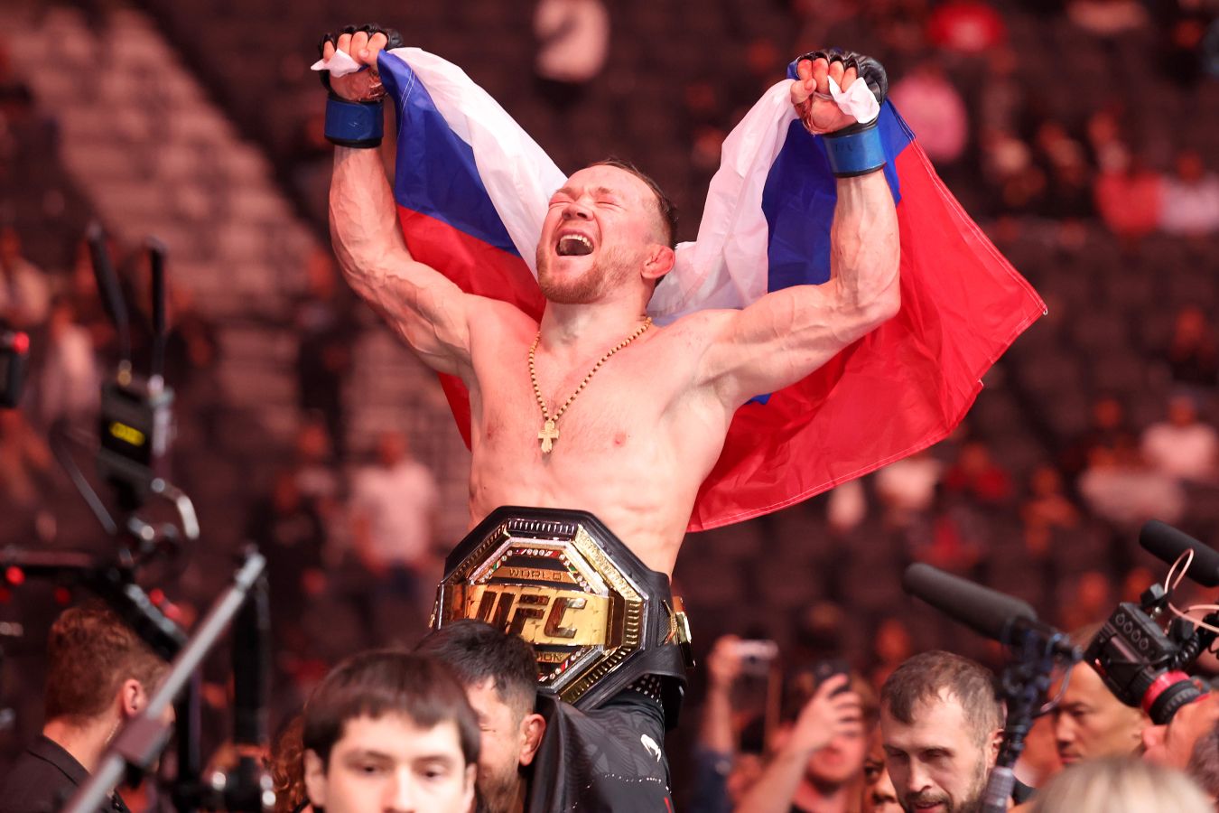 Пётр Ян — двукратный чемпион UFC