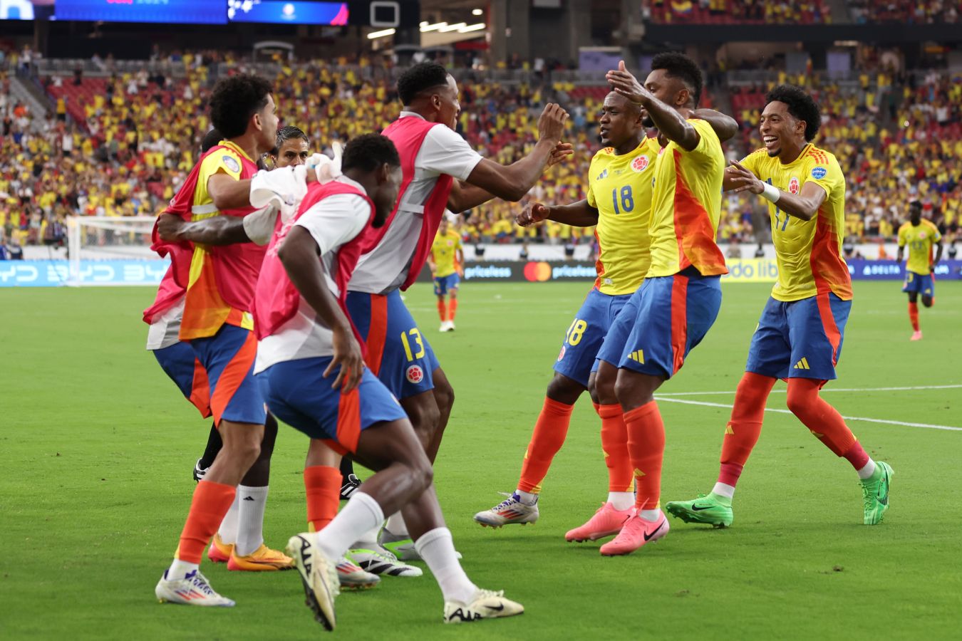 Колумбия в меньшинстве обыграла Уругвай и вышла в финал Кубка Америки — 2024