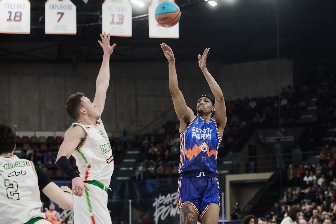 «Парма» одолела УНИКС в Единой лиге