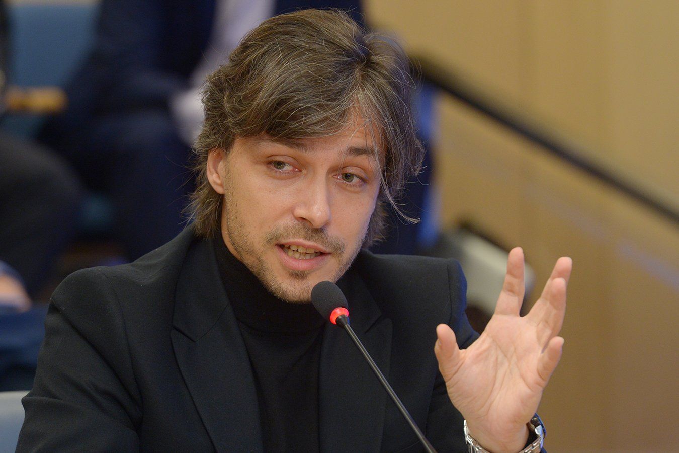 Попов призвал ФИА вернуть Маси на должность гоночного директора Формулы-1