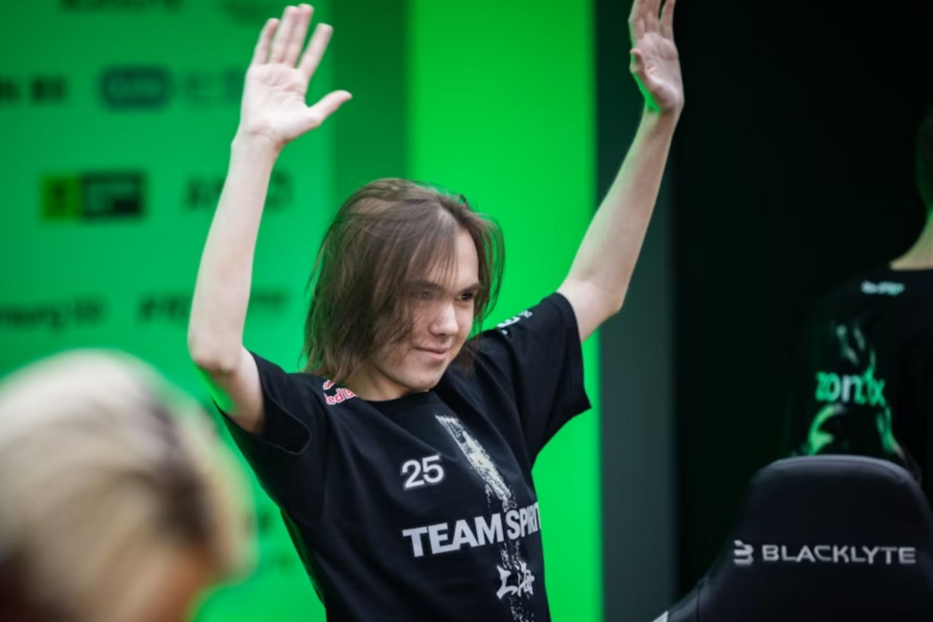 Расписание шанхайского мэйджора по CS2 на 7 декабря — Spirit с HEROIC, NAVI с GL