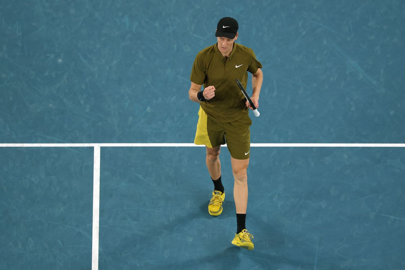 Янник Синнер одержал 17-ю подряд победу на Australian Open и повторил достижение Курье