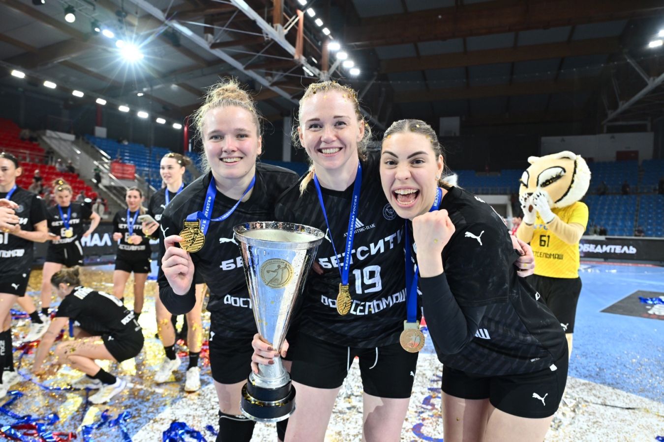 Как ростовские гандболистки вернули себе Кубок