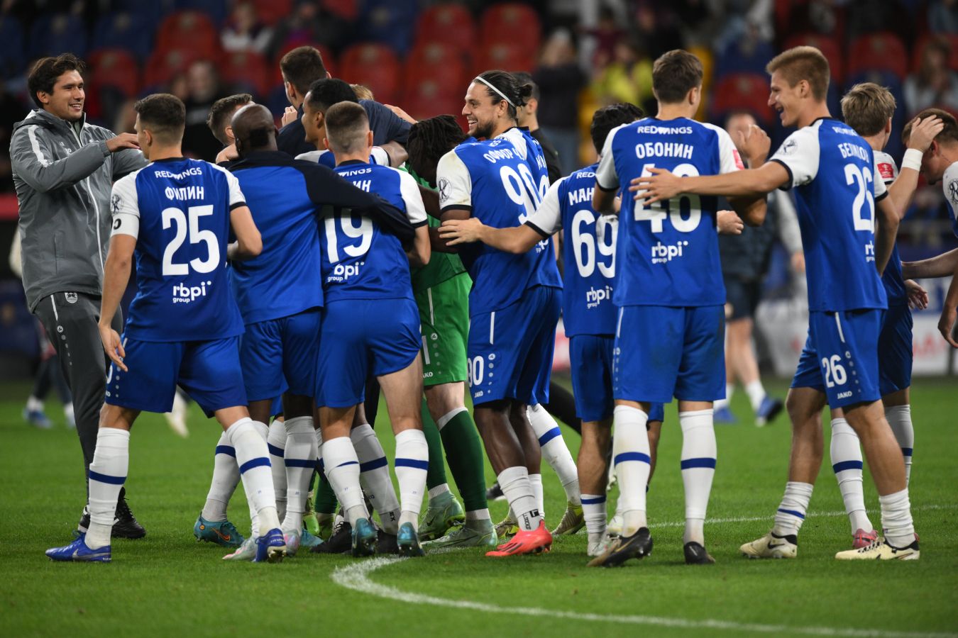 «Балтика» перевернула матч с ЦСКА! Победу команде Талалаева принёс гол вратаря. Видео