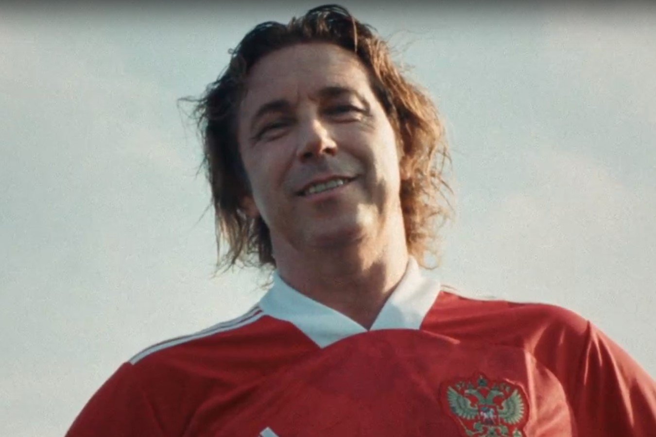 FIFA 22 получила тематический трейлер с участием футболиста Александра Мостового