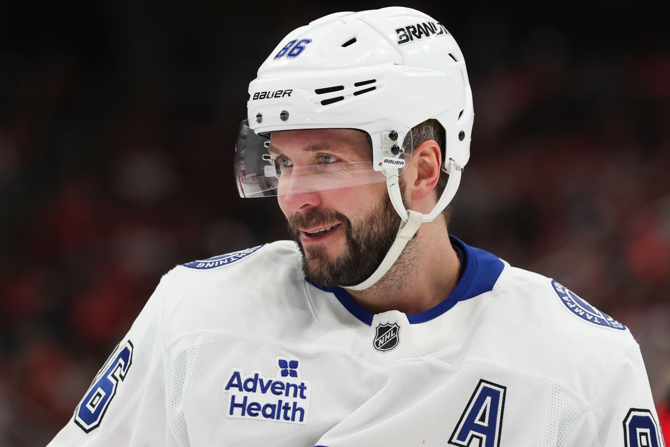 Никита Кучеров провёл 300-й матч в НХЛ, в которых набрал 2 очка